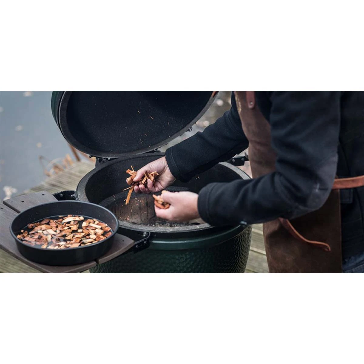 Big Green Egg Holz-Räucherchips, Apfel 3 Big Green Egg Holz-Räucherchips, Apfel