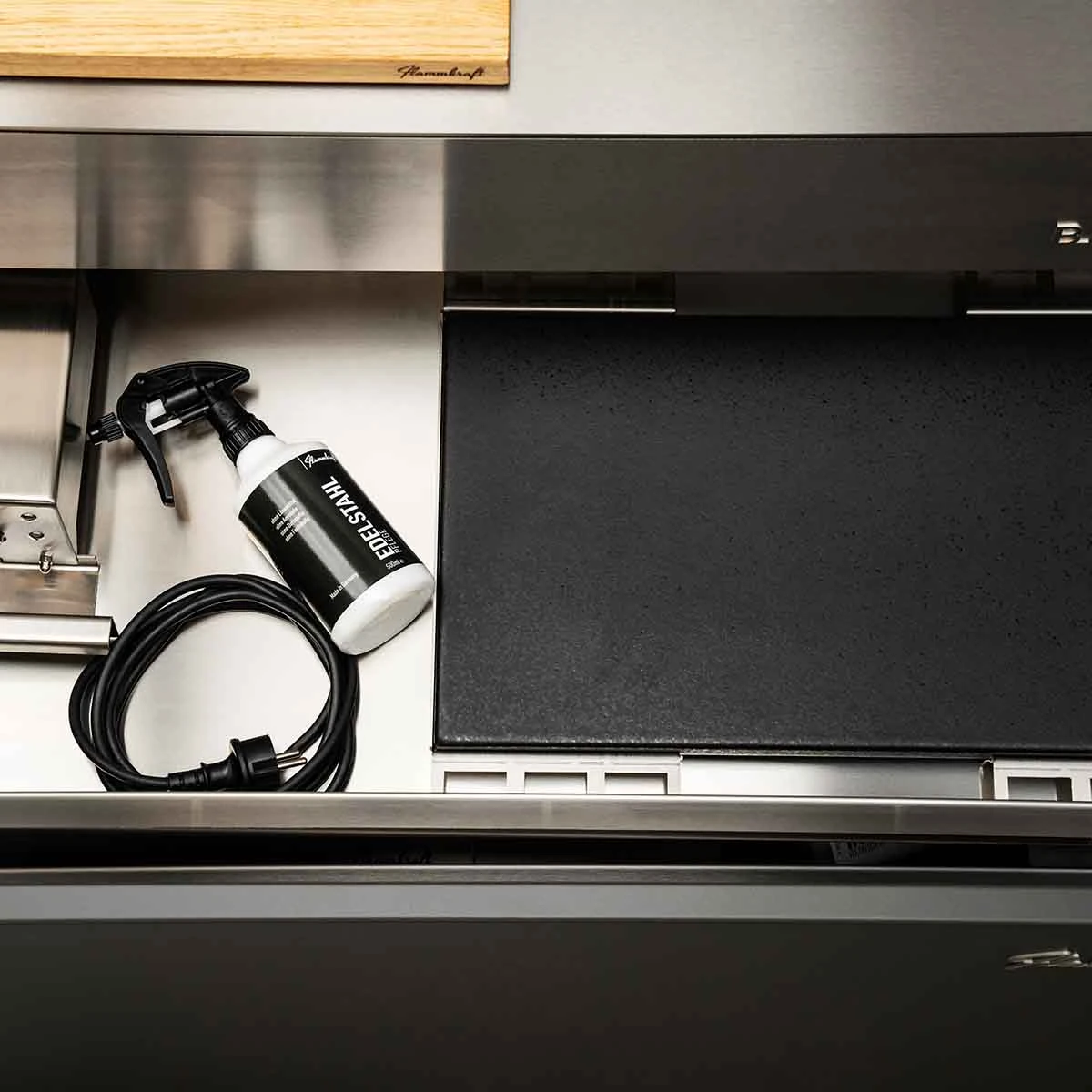 Flammkraft Block M, Pool 14 Flammkraft Block M, Pool – Bild 12