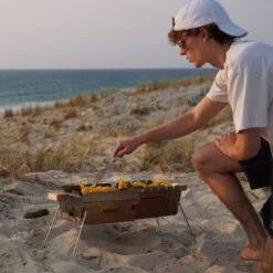 Knister Grill Premium – Tragbarer Holzkohlegrill Aus Edelstahl -Grill Konigreich Geschaft knister grill premium tragbarer holzkohlegrill aus edelstahl 3396bd65fc7683d5e3ce02c22a59b0dc