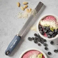 Microplane Premium Reibe / Zester, Denim Blau -Grill Konigreich Geschaft microplane premium reibe zester denim blau 1714eb4cd64ed159e04c5eb340e4c3f1