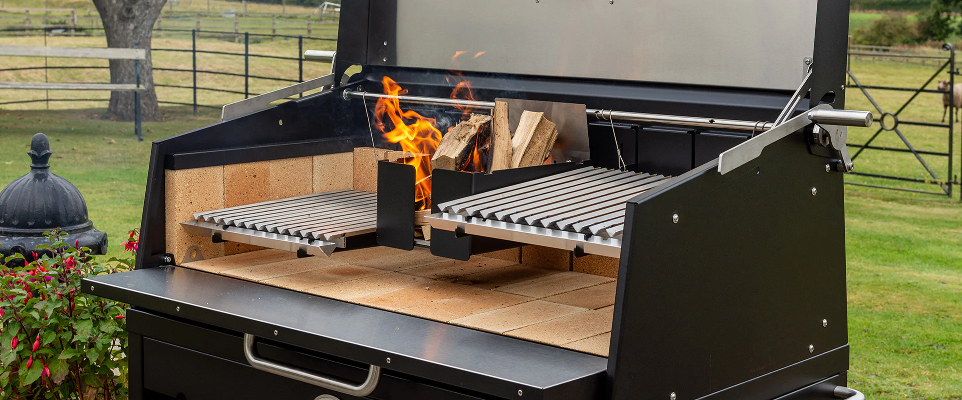 Grill Konigreich Geschaft -Grill Konigreich Geschaft BBQ Log Storage 8 banner lo